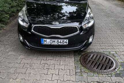Kia Carens 225.000 km 9.200 &euro; Unterhaching 82008