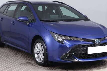 Toyota Corolla 28.603 km 28.490 &euro; München 80687