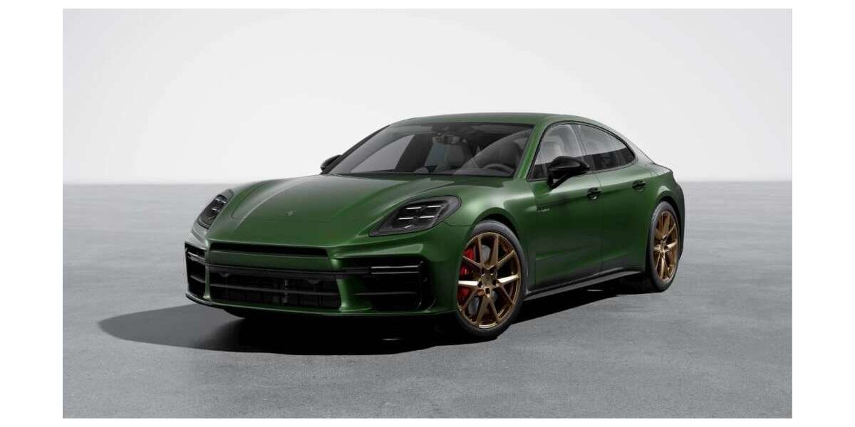 Porsche Panamera 38.400 km 153.970 &euro; München 81477