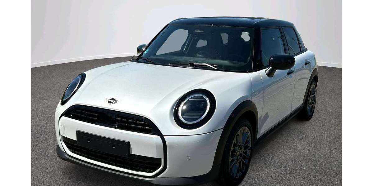Mini Cooper C 4.693 km 33.157 &euro; München 80788