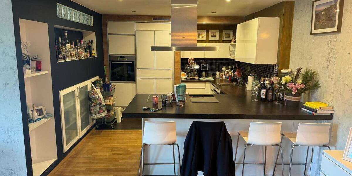 Etagenwohnung München Moosach - 4 Zimmer, 125 m&sup2;, 2.490&euro; | Angebot:26262803