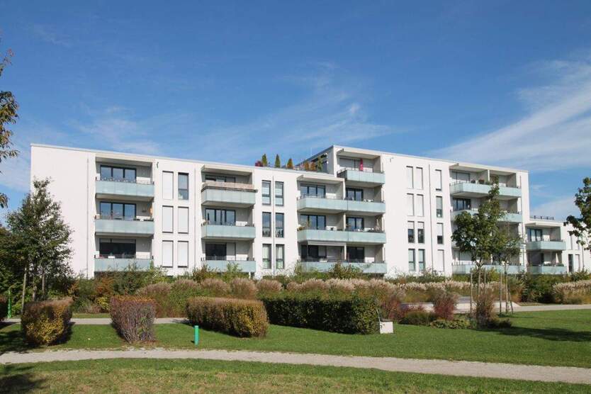 Sonnige 2-Zimmerwohnung mit Einbauküche und Südloggia 2 zimmer