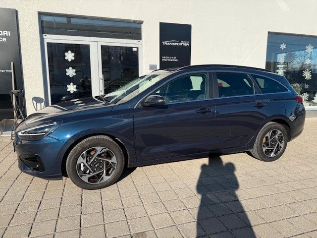 Hyundai i30 11.500 km 22.490 &euro; Straßlach bei München 82064