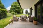 Neuwertige 3-Zimmer-GartenWohnung mit Einbauküche, Terrasse, Garten und Hobbyraum