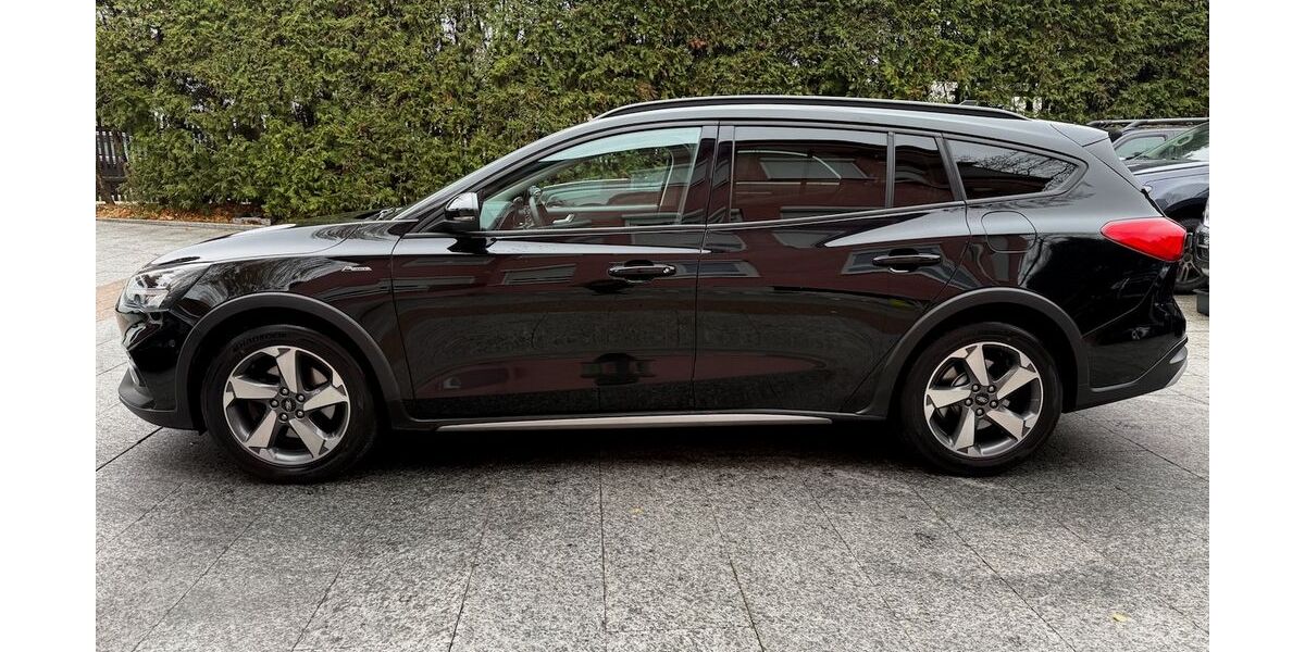 Ford Focus 71.000 km 13.980 &euro; München 81827