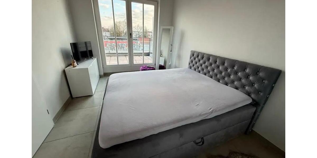 Dachgeschoßwohnung Germering - 2.5 Zimmer, 87 m&sup2;, 1.780&euro; | Angebot:26413582