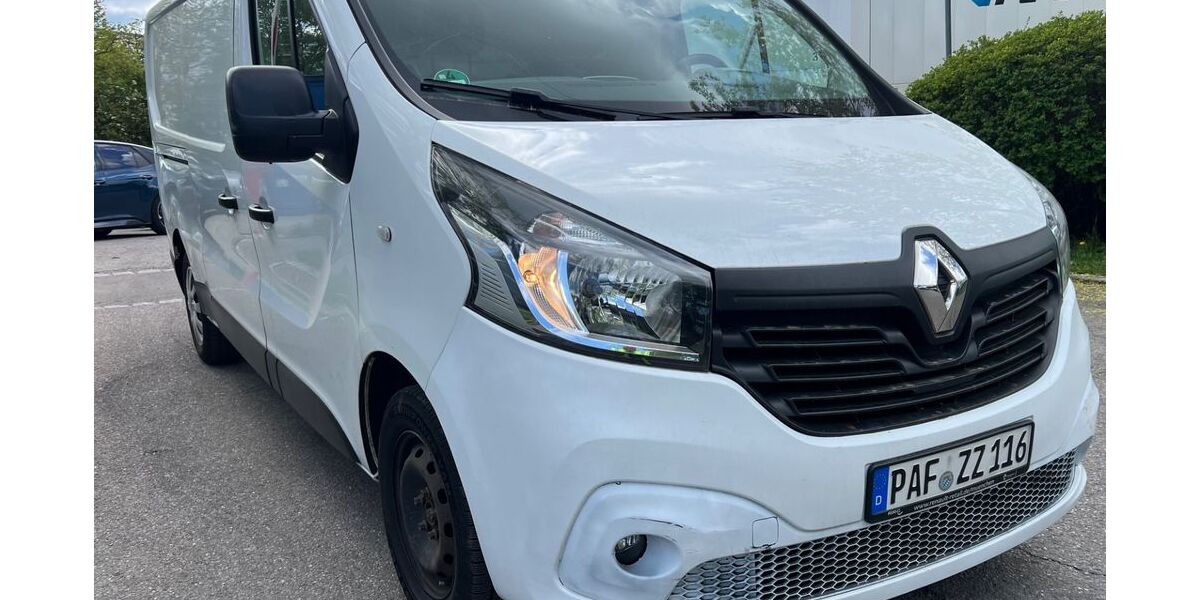 Renault Trafic 118.008 km 6.499 &euro; Garching bei München 85748