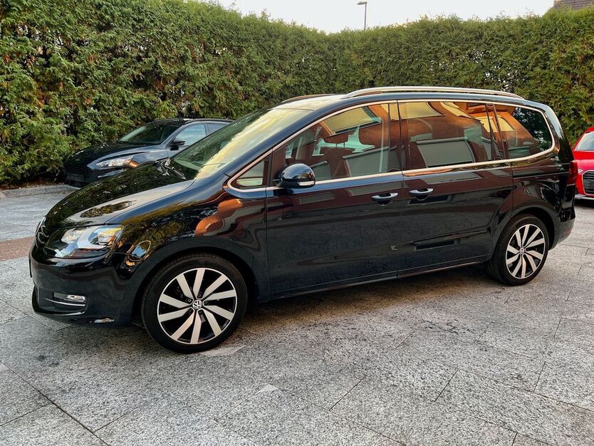 VW Sharan 87.000 km 28.980 € München 81827
