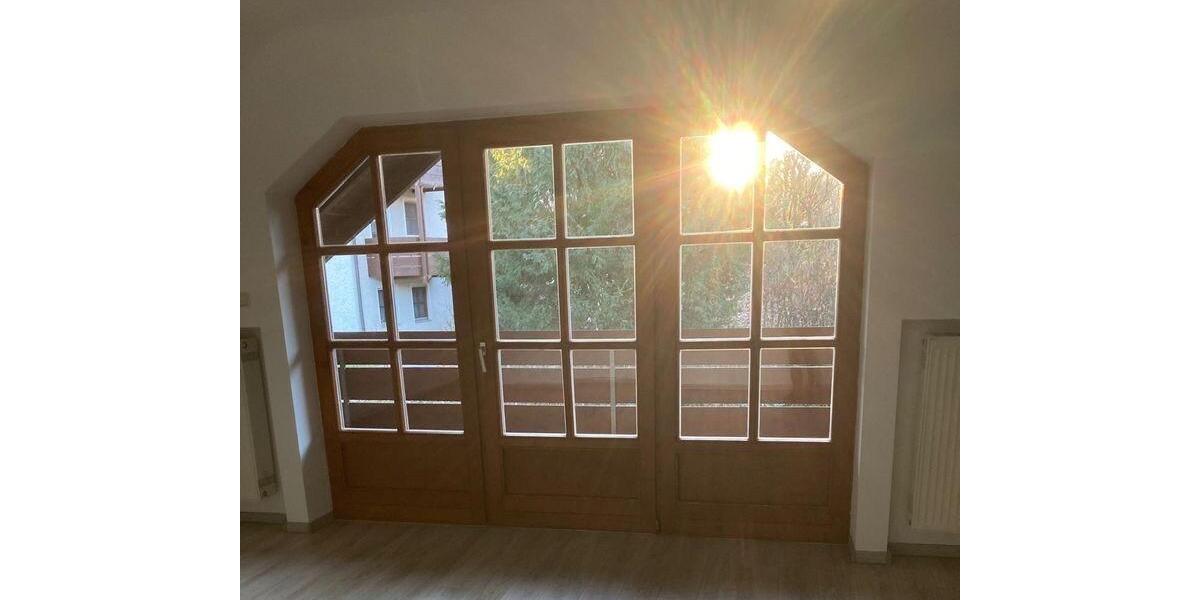 Dachgeschoßwohnung München Schwabing-West - 2 Zimmer, 63 m&sup2;, 195.000&euro; | Angebot:25477450