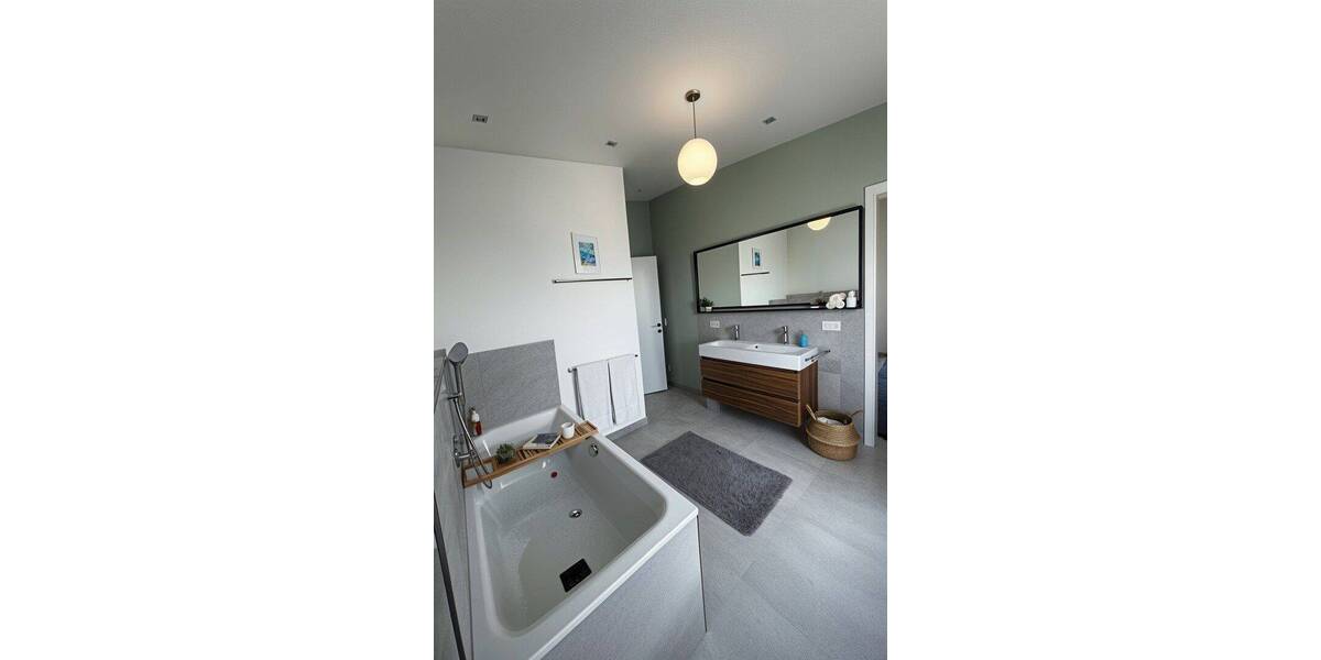 Etagenwohnung München Trudering-Riem - 3 Zimmer, 113 m&sup2;, 3.190&euro; | Angebot:26825615