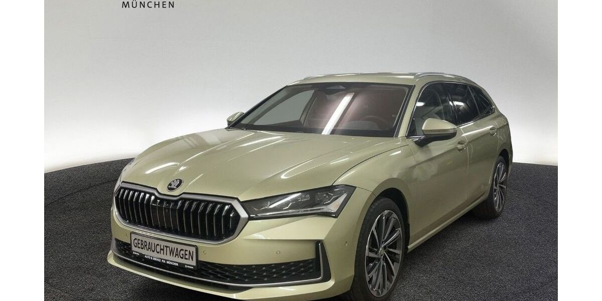 Skoda Superb 5.900 km 34.760 € München 80687
