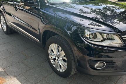 VW Tiguan 111.267 km 12.500 &euro; München 81927