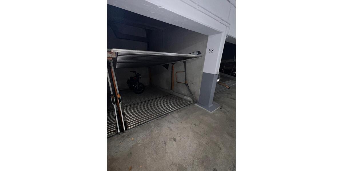 freie, renovierte, ruhige und elegante 2,5-Zimmer Whg.(Innenhof) 2.5 zimmer