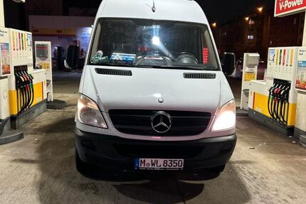 Mercedes-Benz Sprinter 270.000 km 5.490 &euro; München 80933