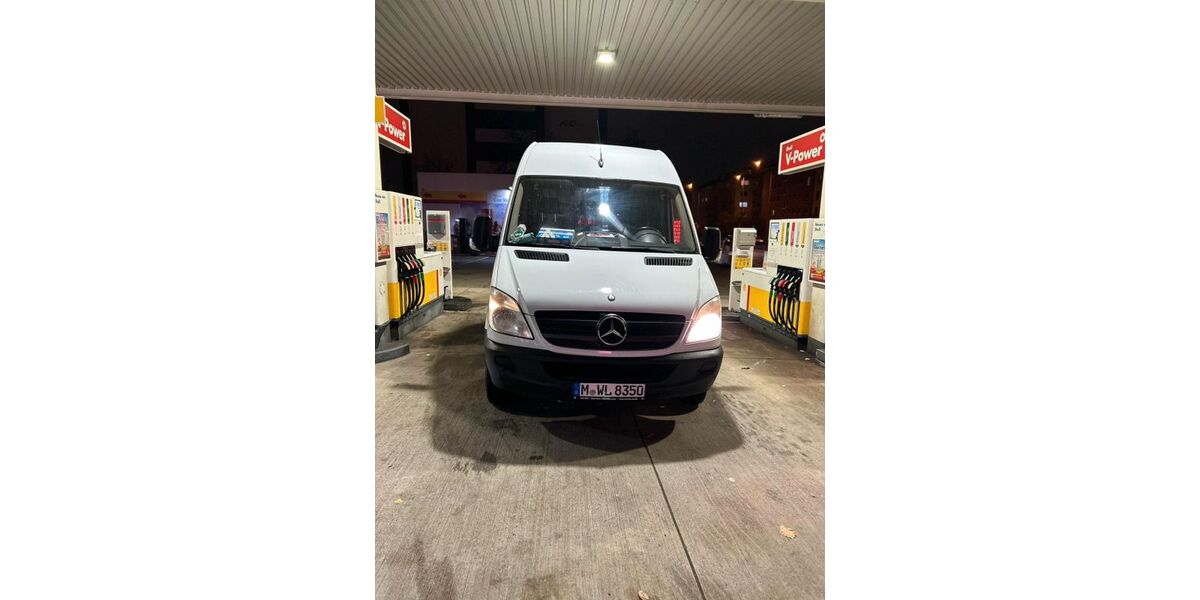 Mercedes-Benz Sprinter 270.000 km 5.490 &euro; München 80933