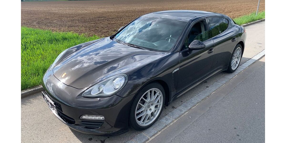 Porsche Panamera 112.240 km 27.590 &euro; Ottobrunn bei München 85521