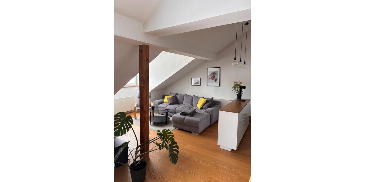 Dachgeschoßwohnung Germering - 2 Zimmer, 56 m&sup2;, 1.390&euro; | Angebot:25291044