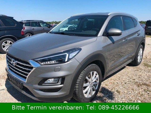 Hyundai TUCSON 53.493 km 20.990 &euro; München 81827