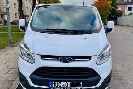 Ford Transit Custom 207.000 km 8.900 &euro; München 80995