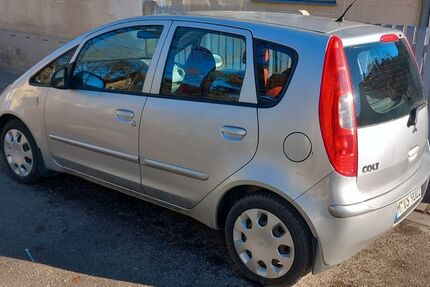 Mitsubishi Colt 126.315 km 1.500 &euro; München 81737