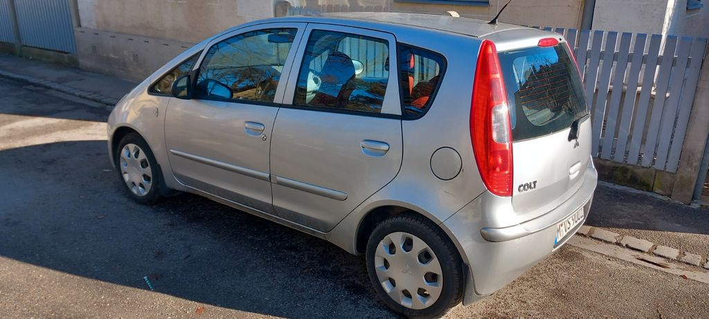 Mitsubishi Colt 126.315 km 1.800 &euro; München 81737
