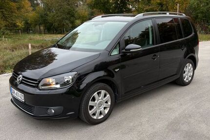 VW Touran 176.000 km 8.900 € Karlsfeld 85757
