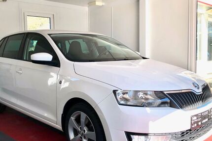 Skoda Rapid 147.000 km 6.350 &euro; München 81825