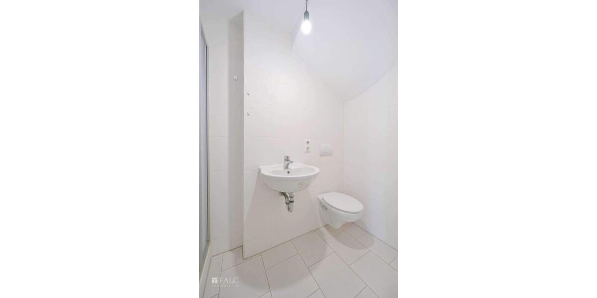 Reihenmittelhaus München Feldmoching-Hasenbergl - 6 Zimmer, 141 m&sup2;, 948.000&euro; | Angebot:25779313