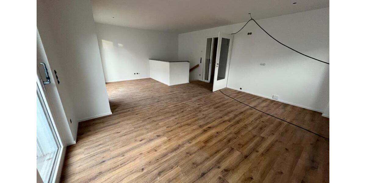 Maisonettenwohnung Dachau - 3 Zimmer, 95 m&sup2;, 1.900&euro; | Angebot:25053148