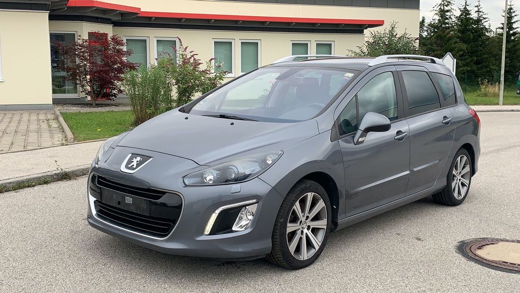Peugeot 308 122.000 km 2.990 &euro; München 81479