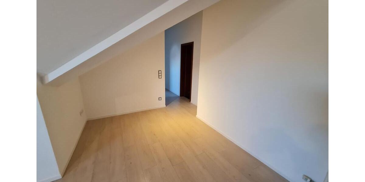 Dachgeschoßwohnung Olching - 2 Zimmer, 41 m&sup2;, 980&euro; | Angebot:26416390