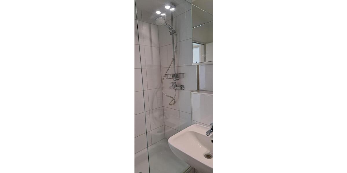 Dachgeschoßwohnung Vaterstetten Baldham - 1 Zimmer, 32 m&sup2;, 730&euro; | Angebot:26335094