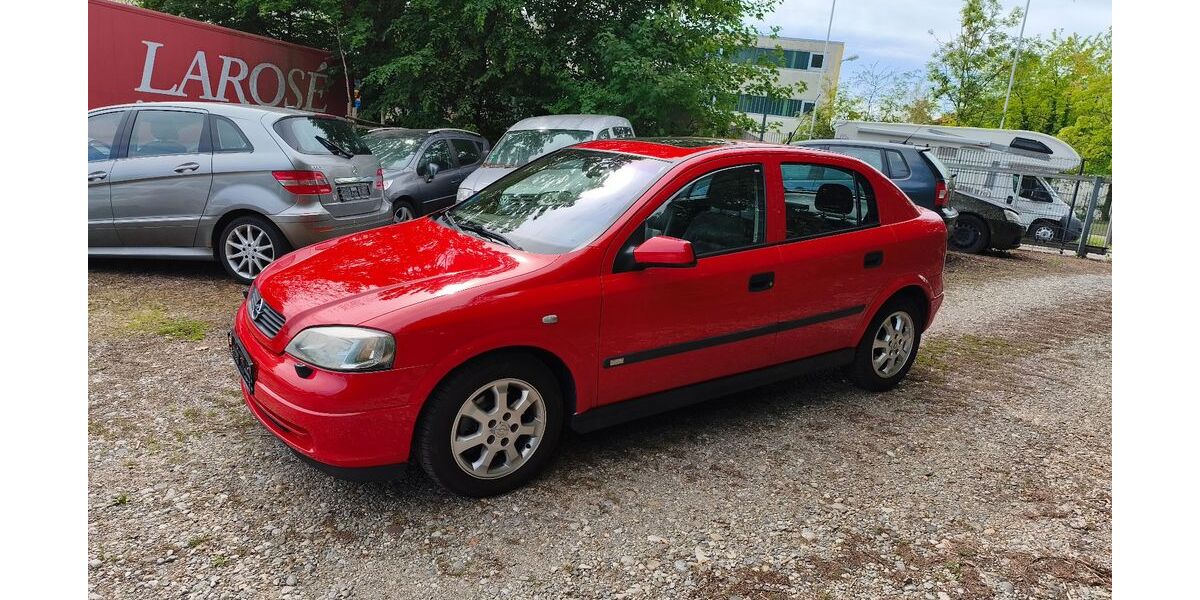 Opel Astra 88.200 km 3.999 &euro; Emmering 82275