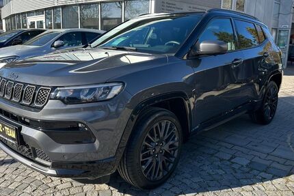 Jeep Compass 92.128 km 21.500 &euro; München - Trudering 81827