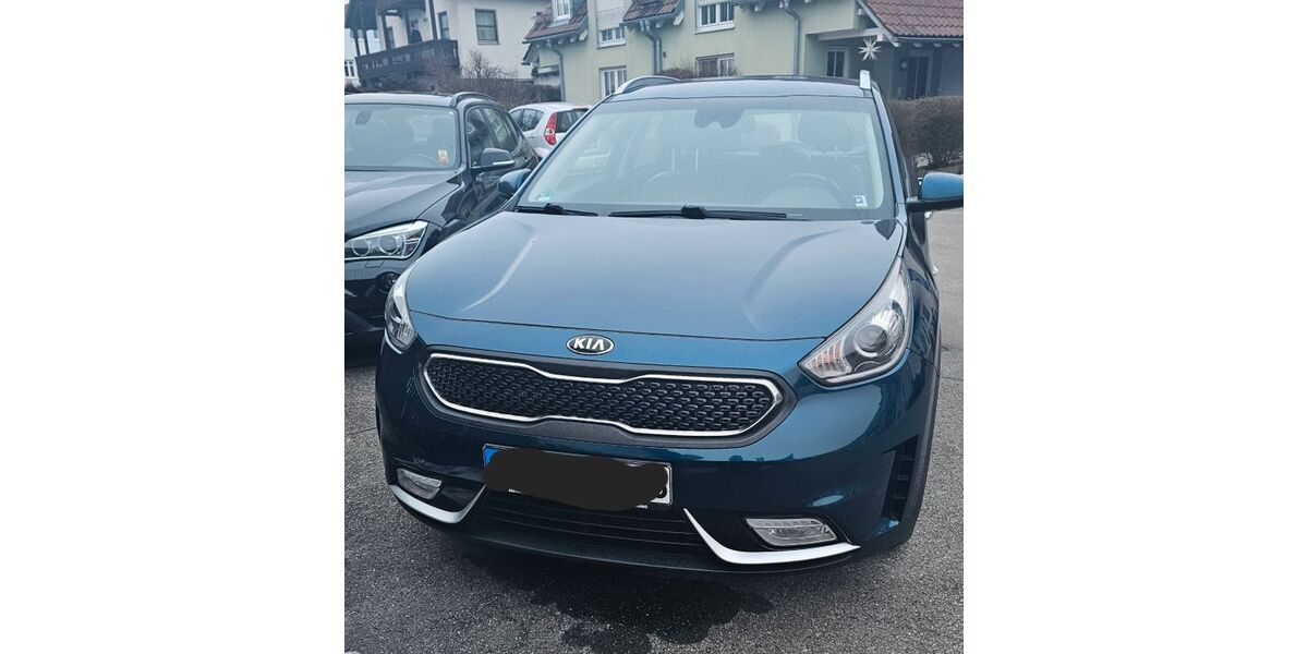 Kia Niro 116.000 km 13.900 &euro; Bergkirchen 85232
