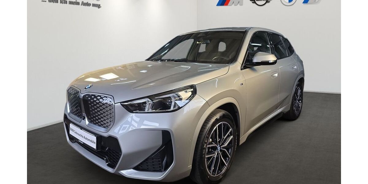 BMW iX1 16.356 km 40.980 &euro; München 80687