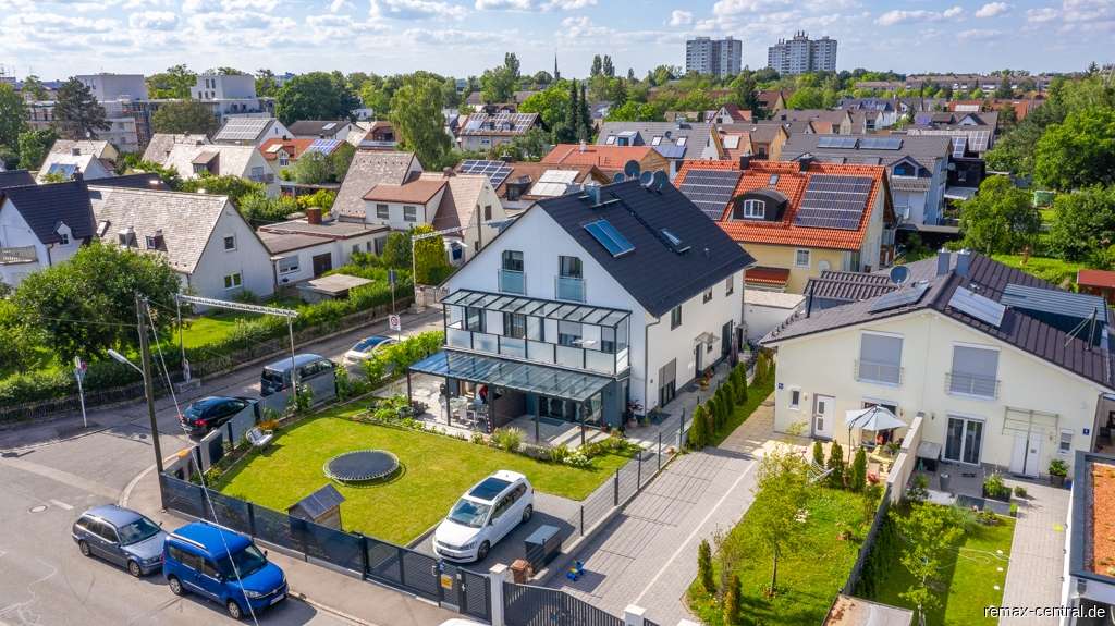 Einfamilienhaus München Feldmoching-Hasenbergl - 5 Zimmer, 217 m&sup2;, 1.669.000&euro; | Angebot:24176884