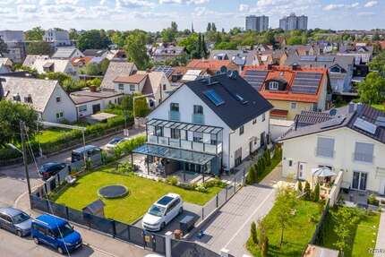Haus München Feldmoching-Hasenbergl - 5 Zimmer, 217 m&sup2;, 1.669.000&euro; | Angebot:24176884