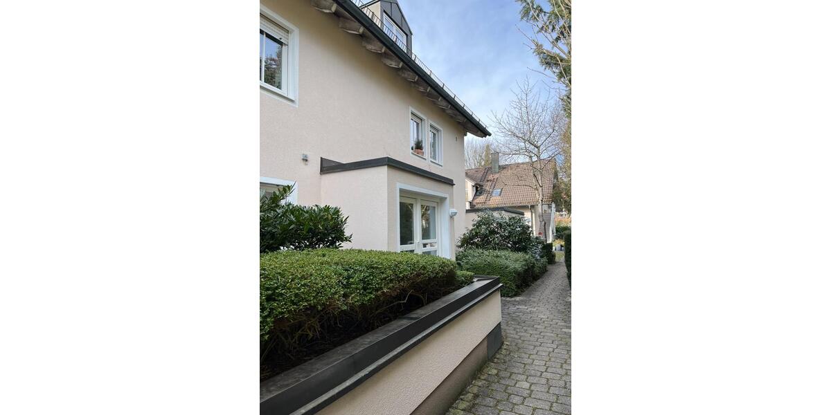 Erdgeschoßwohnung München Trudering-Riem - 3 Zimmer, 96 m&sup2;, 542.000&euro; | Angebot:25160007