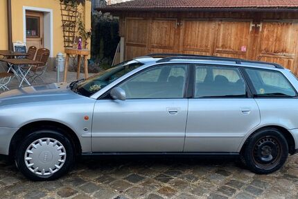 Audi A4 172.500 km 3.000 &euro; Straßlach 82064