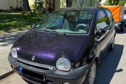 Renault Twingo 162.000 km 2.999 &euro; München 80689