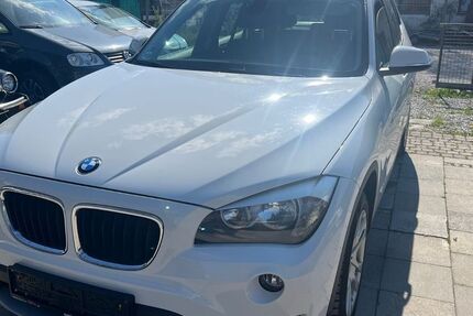 BMW X1 174.884 km 6.999 &euro; München 81829