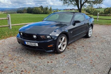 Ford Mustang 128.900 km 15.400 &euro; Kirchheim bei München 85551