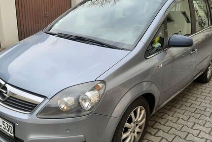 Opel Zafira 178.222 km 3.500 &euro; München 80807