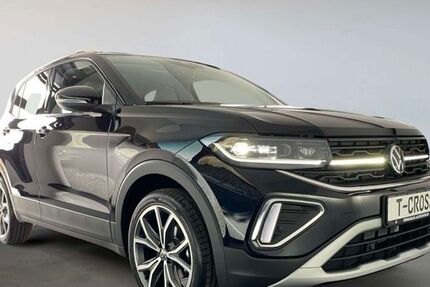 VW T-Cross 14.700 km 24.650 &euro; München 80797