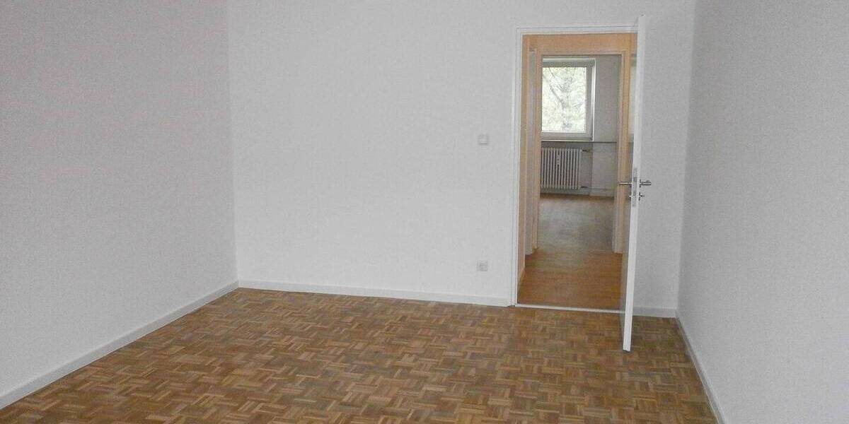 Etagenwohnung München Sendling-Westpark - 3 Zimmer, 65 m&sup2;, 1.235&euro; | Angebot:26244022