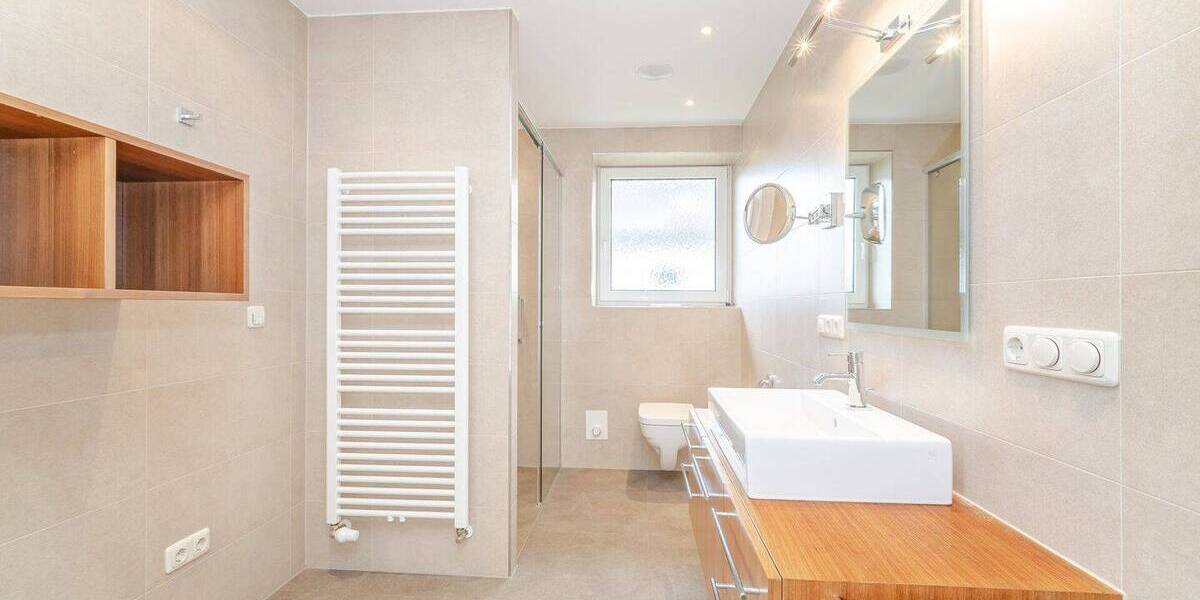 Mehrfamilienhaus, Wohnhaus München Trudering-Riem - 6 Zimmer, 223 m&sup2;, 898.000&euro; | Angebot:25666556