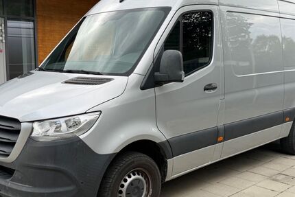 Mercedes-Benz Sprinter 175.900 km 19.900 &euro; München 81825
