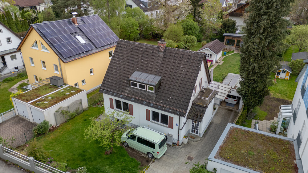 Großzügiges, ca. 967 qm Grundstück mit Altbestand in bester Lage von Waldtrudering zimmer