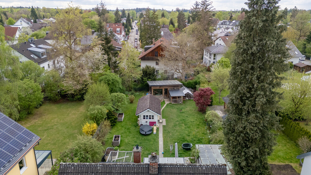 Großzügiges, ca. 967 qm Grundstück mit Altbestand in bester Lage von Waldtrudering zimmer